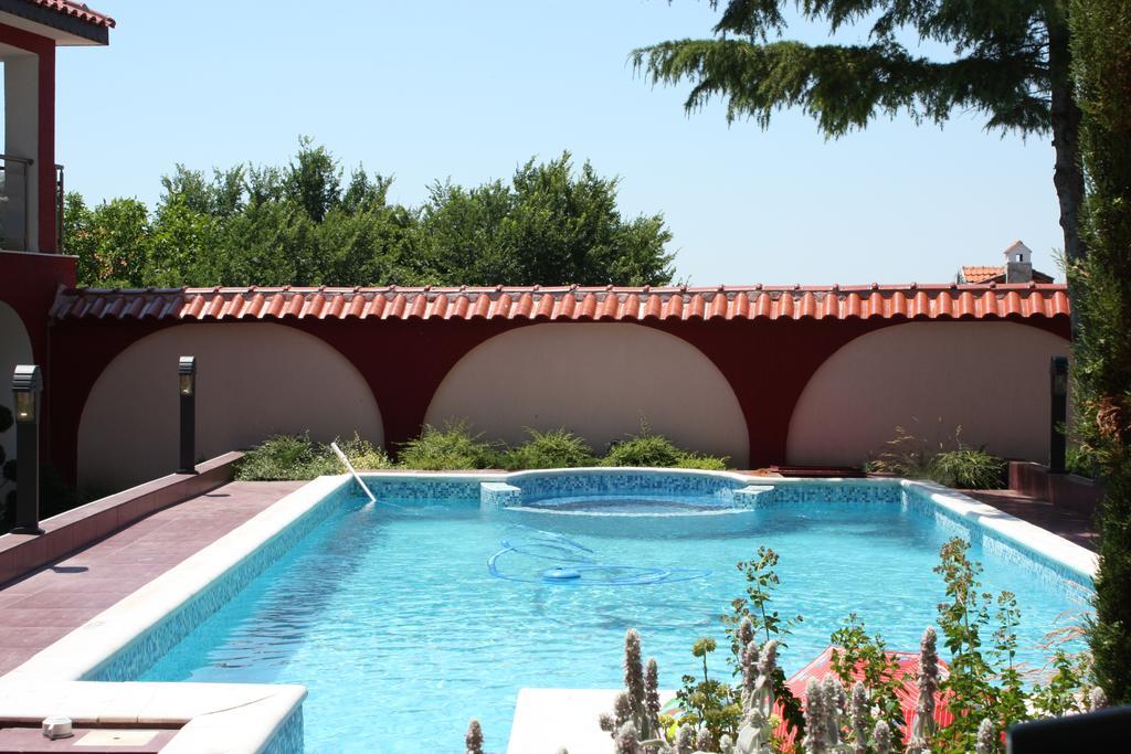 Hotel The Red House Kosharitsa Exterior foto